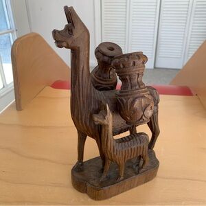 VTG Hand Carved Wood Llama Alpaca Figurine w Baby & Pots Peruvian Folk Art 9.25”